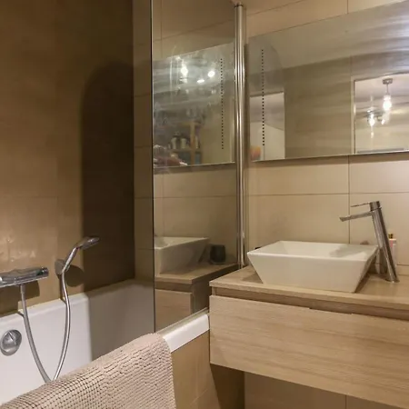 Apartment 37 M Cocoon With Balcony Paris