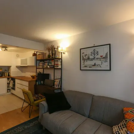 37 M Cocoon With Balcony * Paris